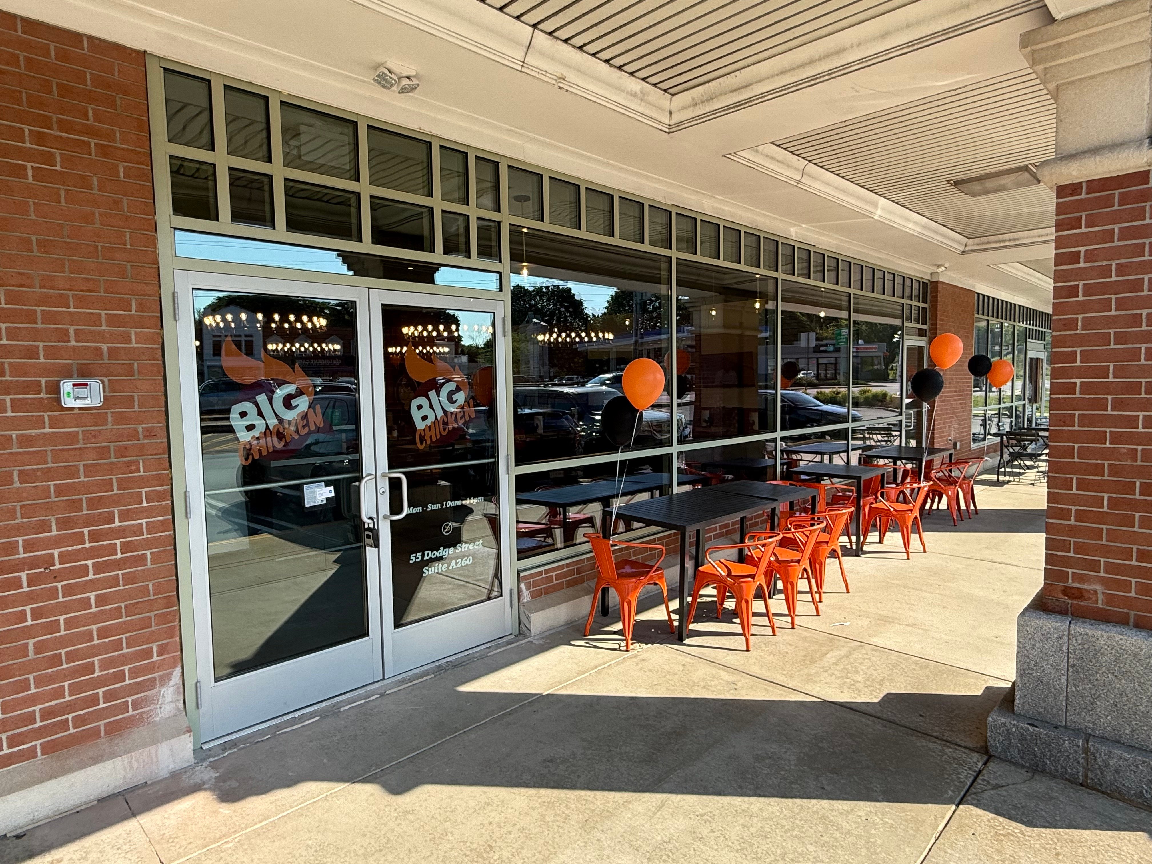 Big Chicken, Big Chicken Massachusetts, Massachusetts Restaurant, Massachusetts Business, Chicken Restaurant, Chicken Franchise, Chicken, Chicken Category, Franchising, Restaurant Franchise, Craveworthy Brands, Beverly Business, Beverly Restaurant